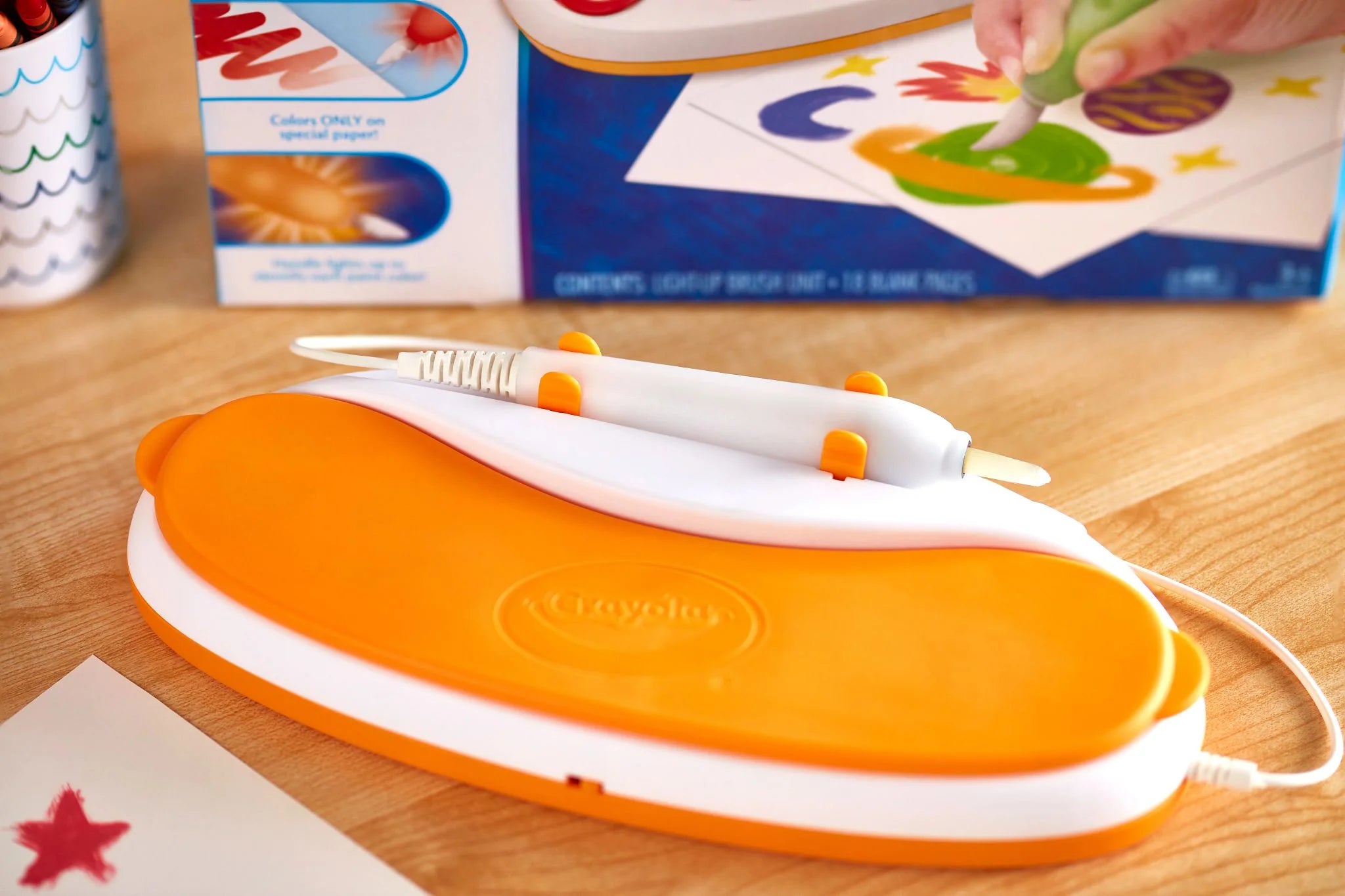 Color Wonder Magic Light Brush - Mess-Free Painting Set for Kids Aged 3 and Up!