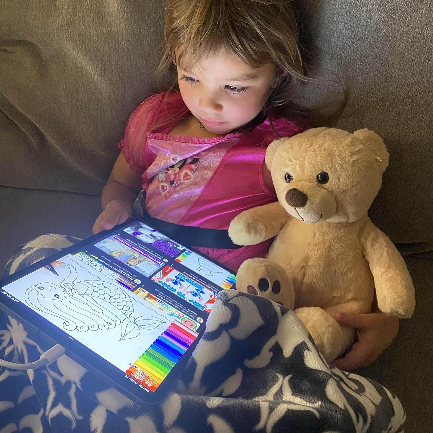 Cuddle Up with Our Adorable 10-Inch Teddy Bear Plush Toy - Perfect Gift for Kids and Toddlers!